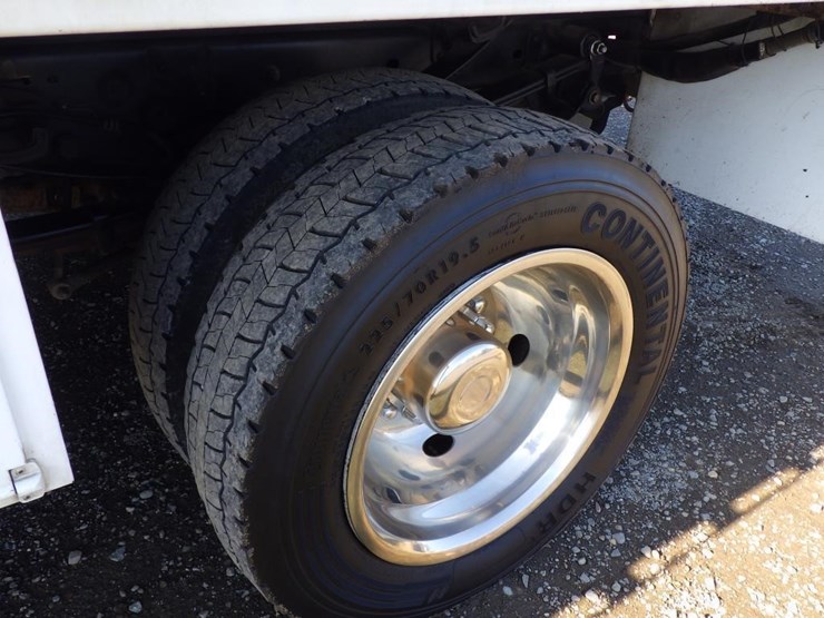 2008-ford-f450-image-16