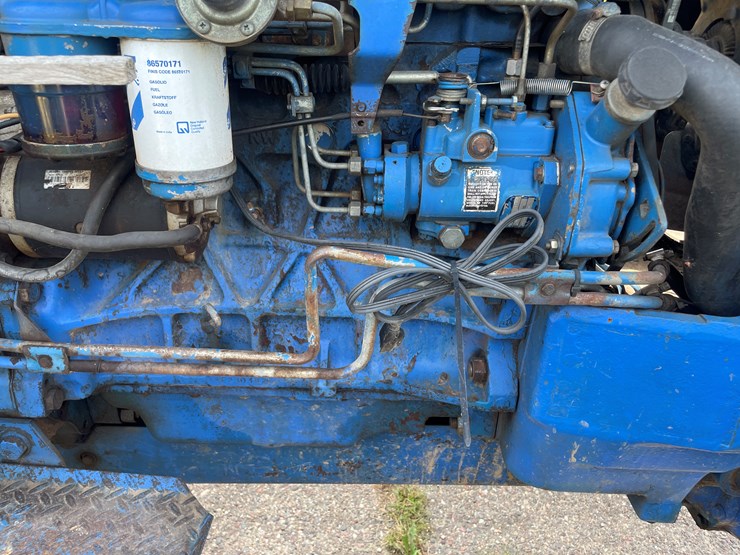 ford-7710-image-22