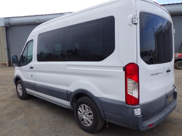 2016-ford-transit-image-4