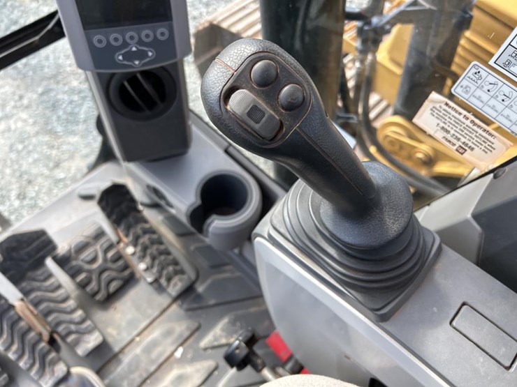 2017-caterpillar-316fl-image-65