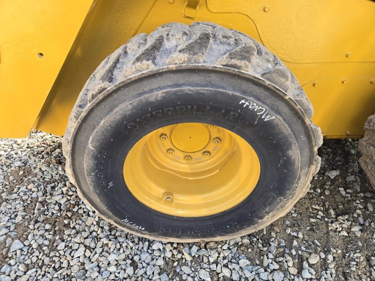 caterpillar-242d3-image-43