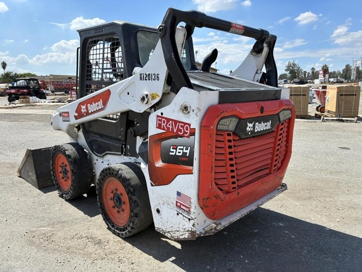 2021-bobcat-s64-image-4