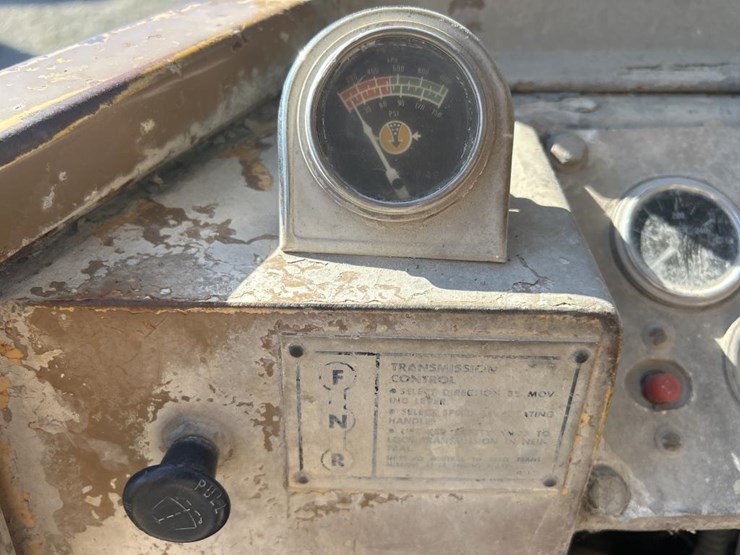 1980-caterpillar-930-image-63