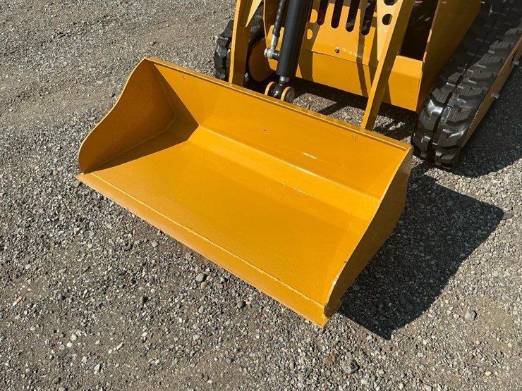 #1001-•-unused-sdll30-mini-skid-steer-image-10