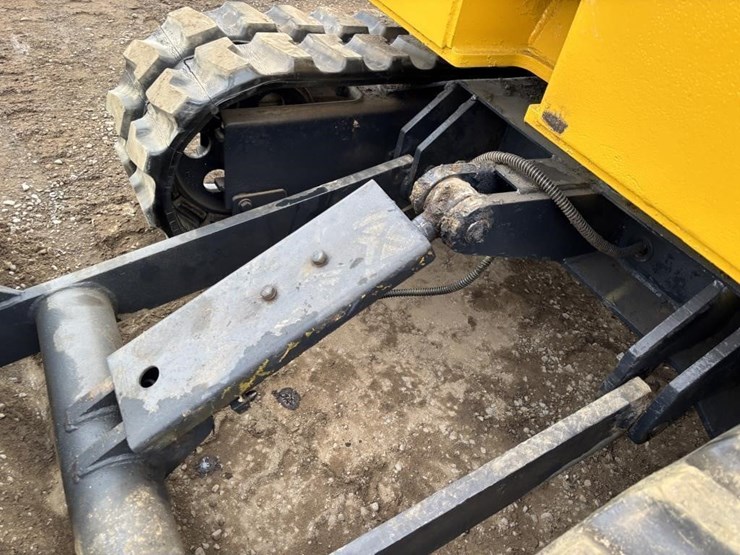 komatsu-pc28uu-image-17