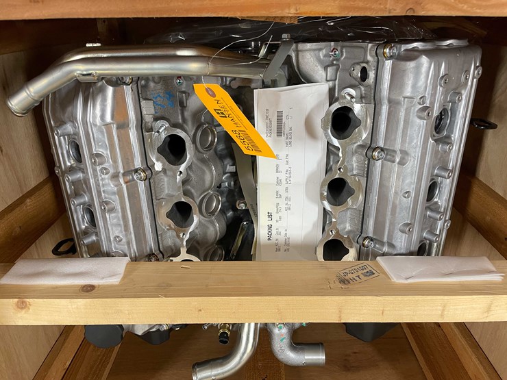 #5568-•-isuzu-crate-motor-(f)-image-1