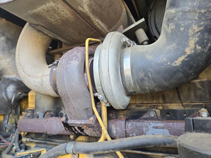 2007-deere-844j-image-51