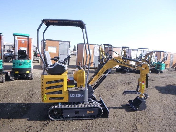 2025-agt-mx12rx-hydraulic-excavator-image-7