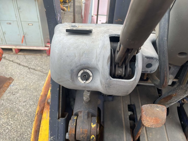 #1982-•-komatsu-forklift-(o4)-image-46