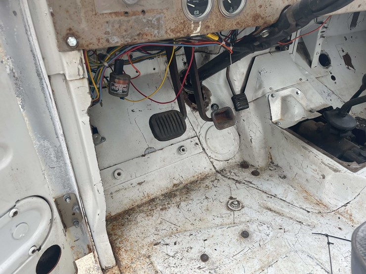 #1964-•-1969-jeep-dj5-(has-wi-title)-image-38
