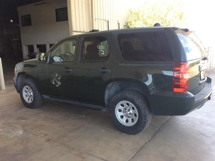 2014-chevrolet-tahoe-image-4