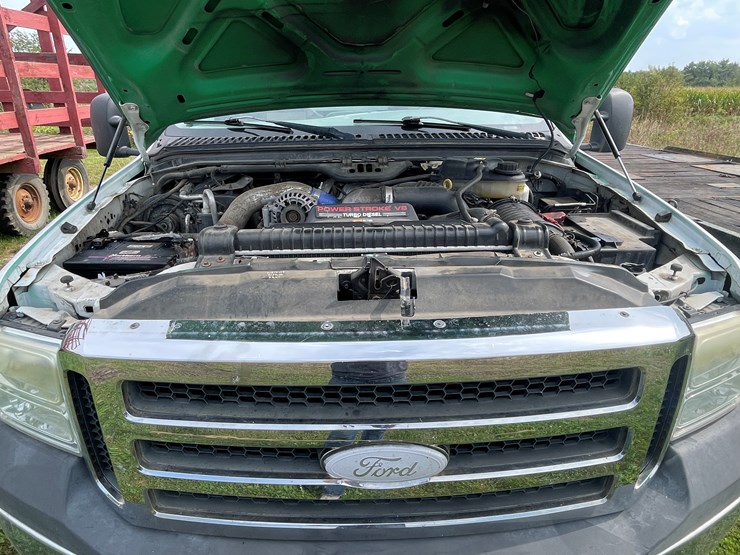 2006-ford-f550-image-42