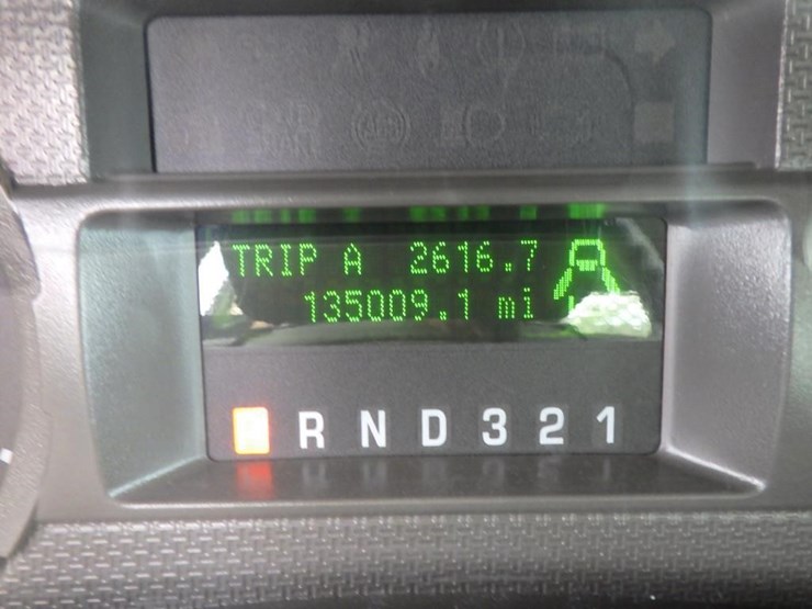 2010-ford-f350-image-18