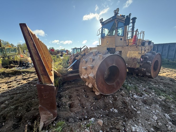 caterpillar-836-image-1