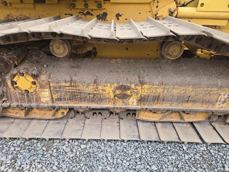 2014-komatsu-d51pxi-image-55