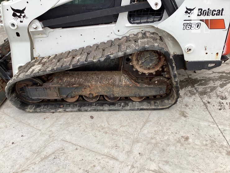 2018-bobcat-t650-image-11