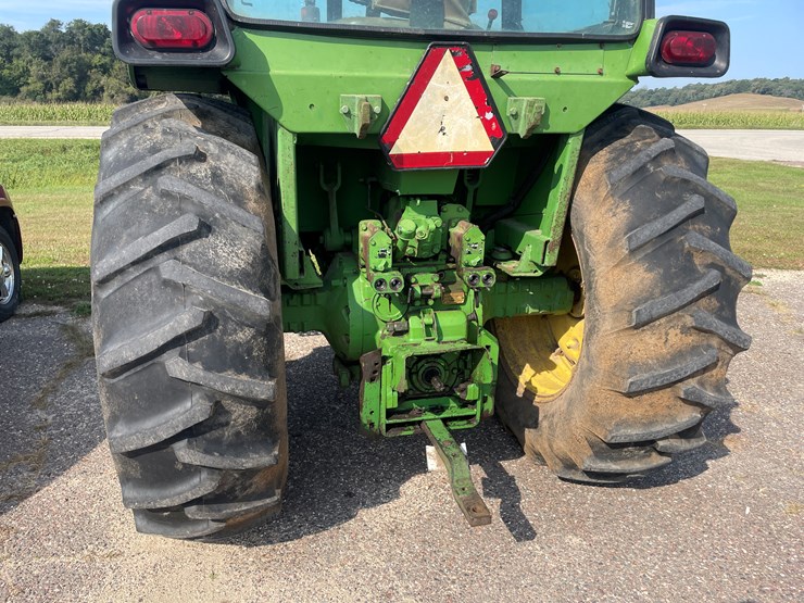 john-deere-4230-image-7