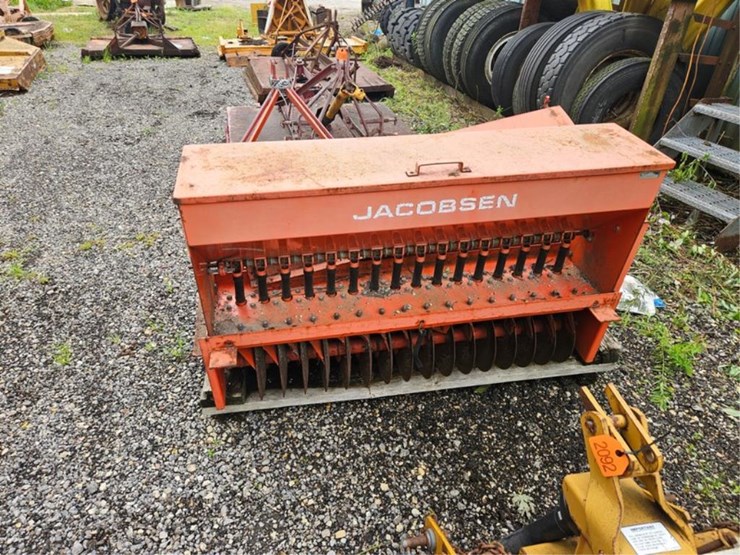 #2091-•-jacobsen-548-3pt-offset-slit-seeder-image-4