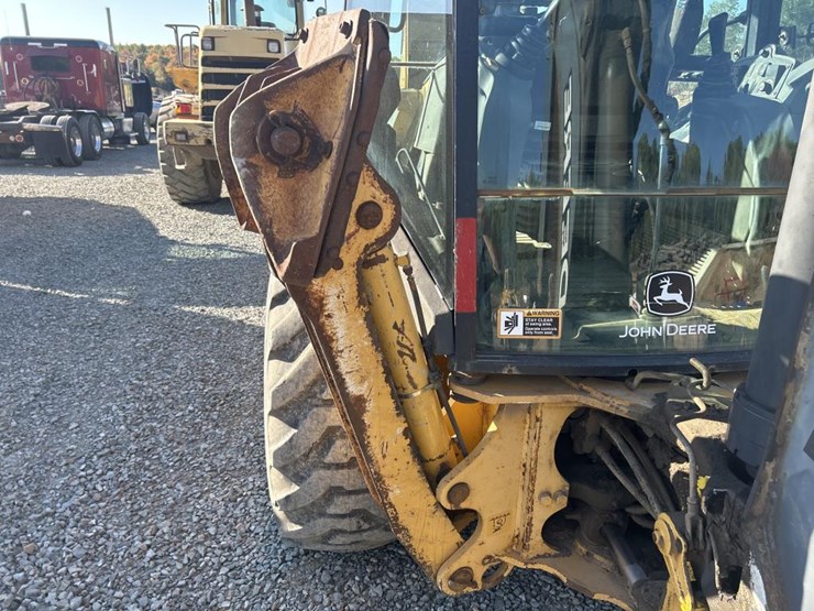 2008-deere-310sj-image-46