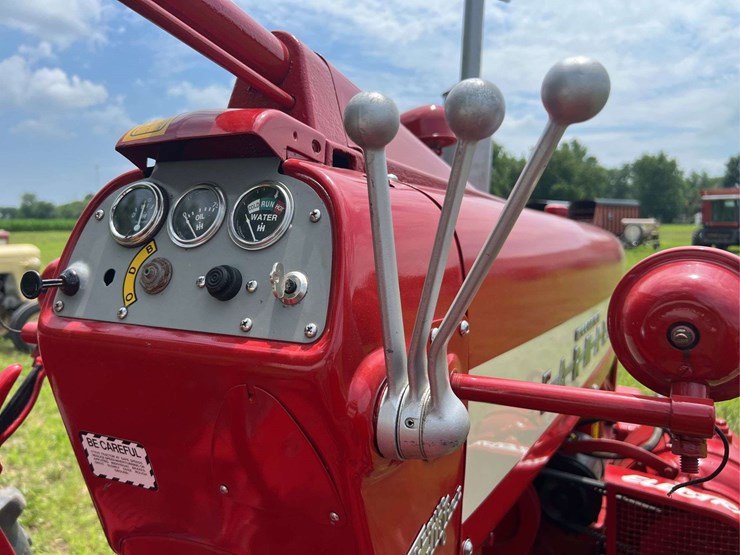 farmall-450-image-64