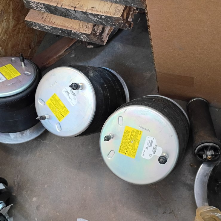#21164 • Air Brakes for Semi