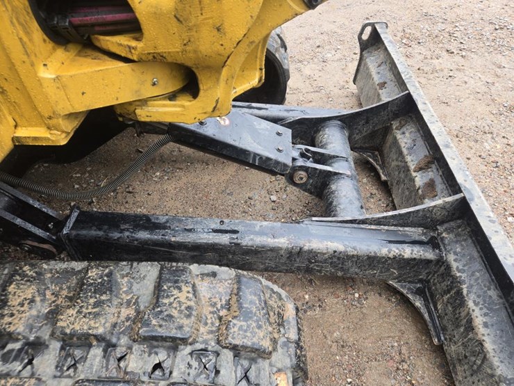 2020-caterpillar-306cr-image-32