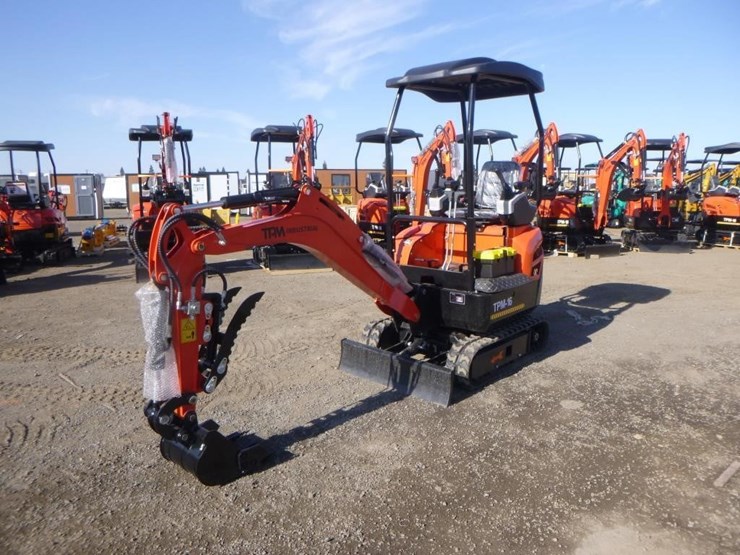 2025-tpm-16-hydraulic-excavator-image-1