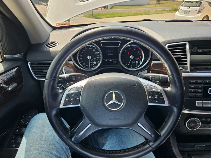 #18517-•-2013-mercedes-benz-m-class-multipurpose-vehicle-(mpv)-image-49