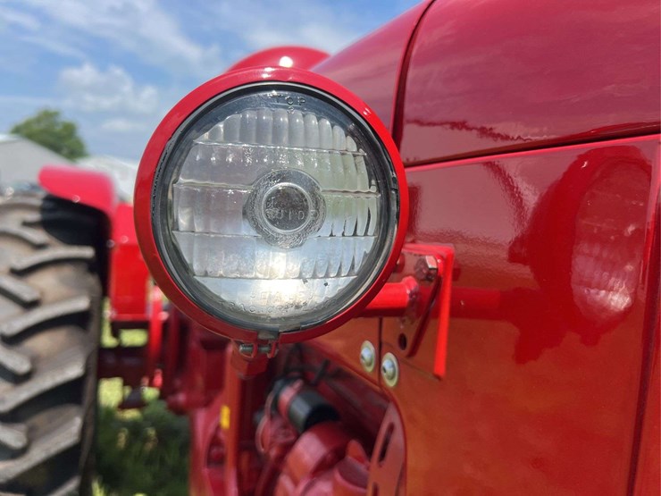 international-w400-image-17