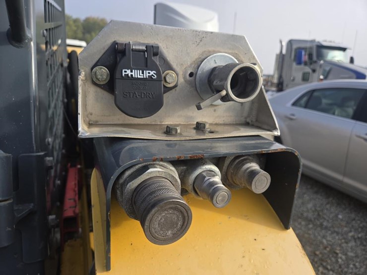 2019-gehl-v420-image-20