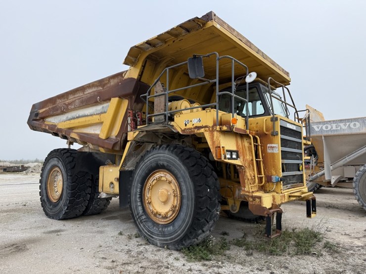 komatsu-hd465-5-image-7