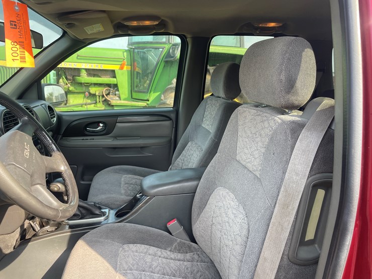 2004-gmc-envoy-image-32