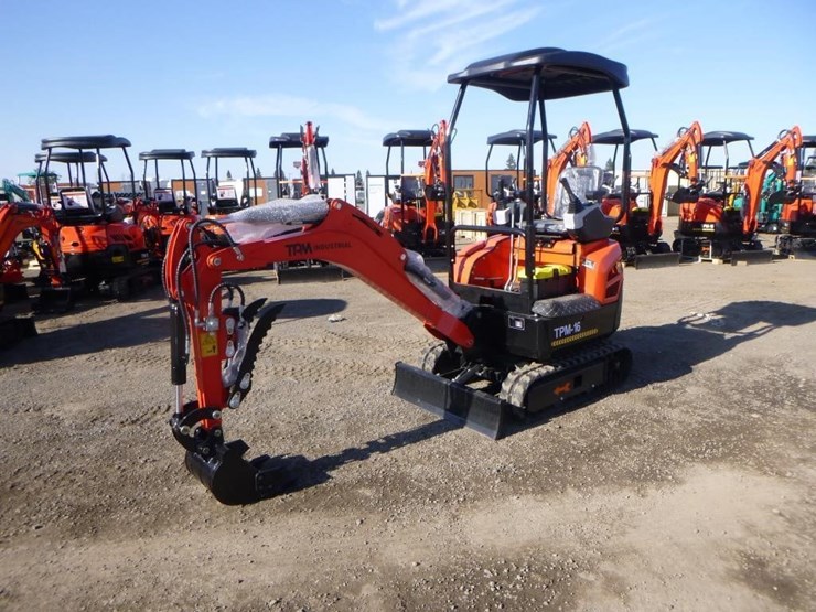 2025-tpm-16-hydraulic-excavator-image-1