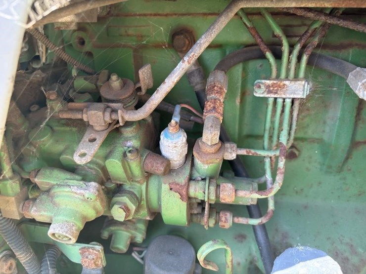 1996-john-deere-6410-image-37