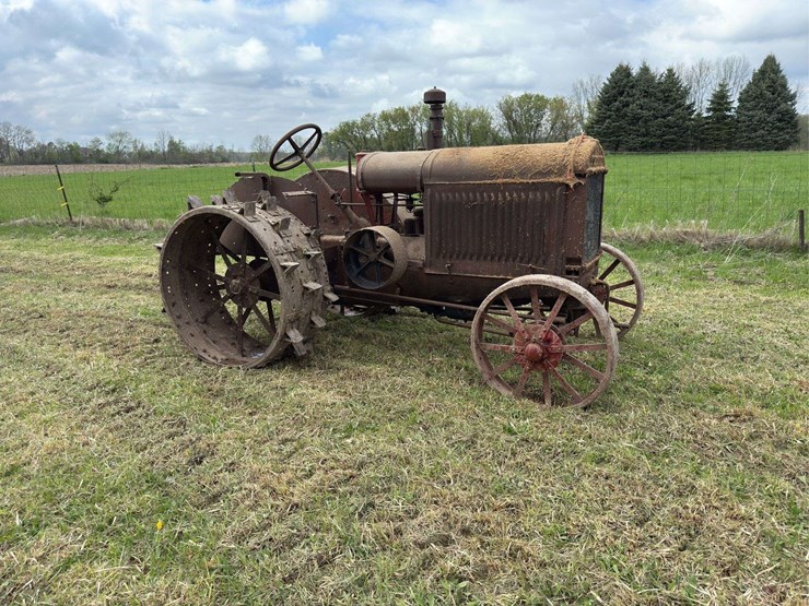 mccormick-deering-10-20-image-1