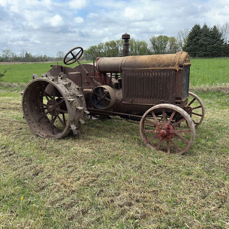 McCormick Deering 10-20
