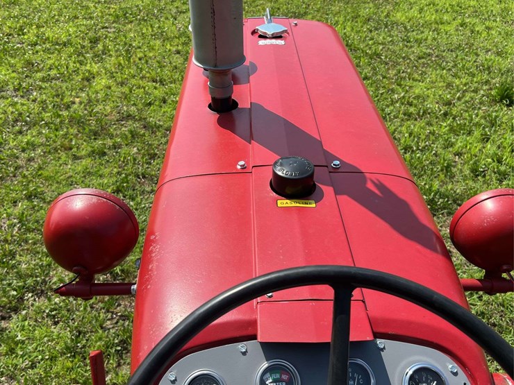 farmall-340-image-82