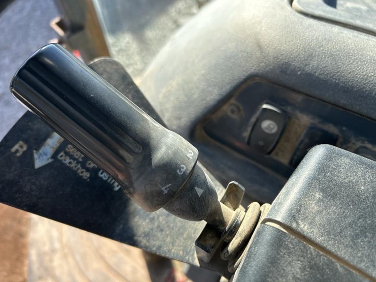 2008-deere-310sj-image-75