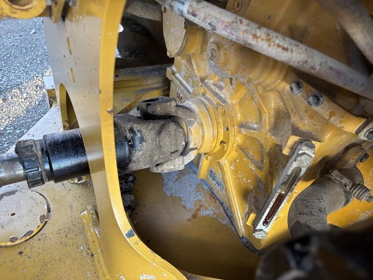 2017-caterpillar-950m-image-26
