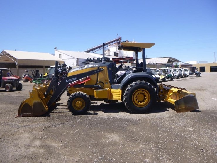 2021-deere-210l-image-5