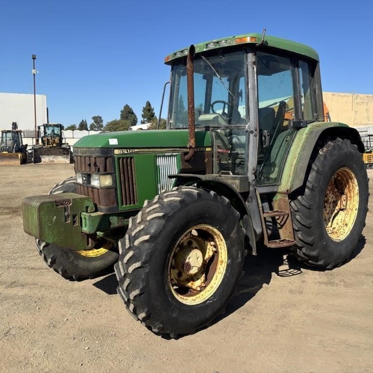 1996 JOHN DEERE 6410