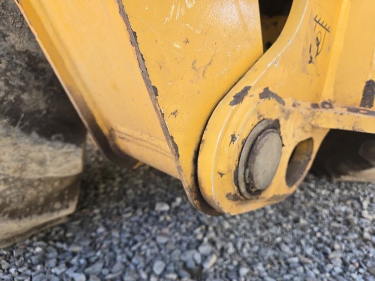 2015-deere-310sl-hl-image-35