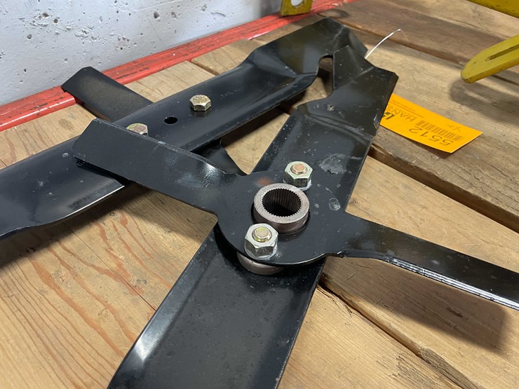 #5512-•-(2)-mtd-42"-cut-blades-(cw)-image-15