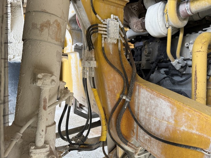 komatsu-hd465-5-image-104