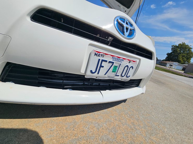 #16993-•-2012-toyota-prius-c-passenger-car-image-63