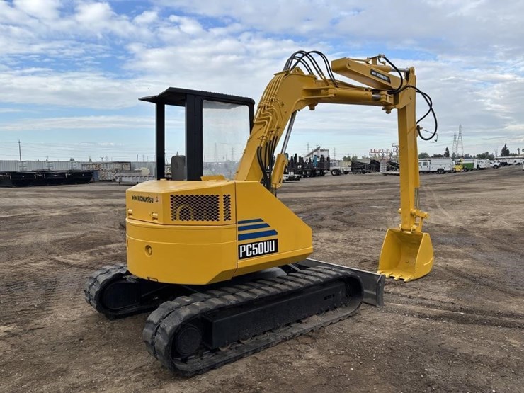 komatsu-pc50uu-1-image-3