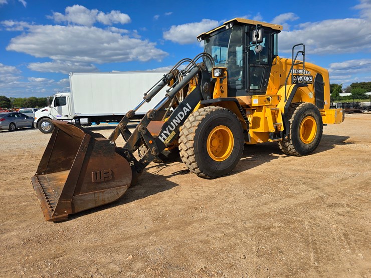 2019-hyundai-hl955tm-image-4
