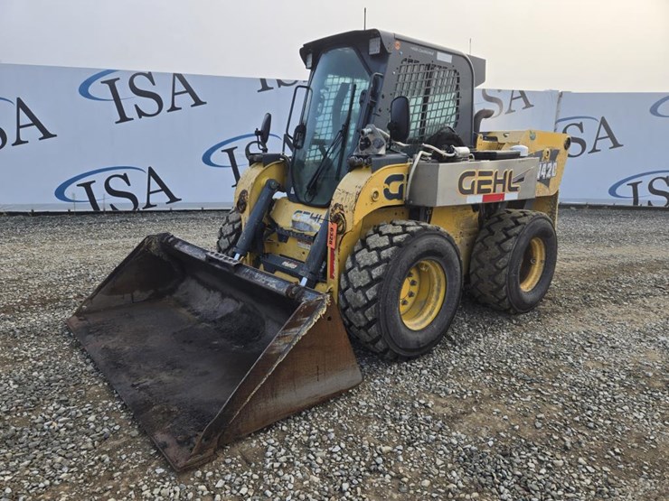 2019-gehl-v420-image-1