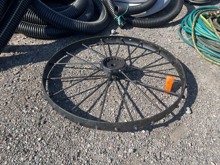 #6636-•-spoked-iron-wheel-image-9