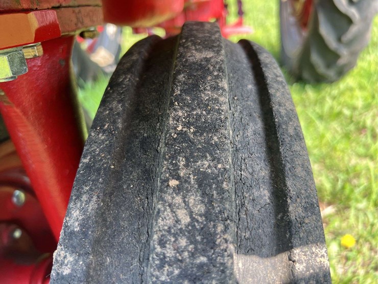 farmall-340-image-18